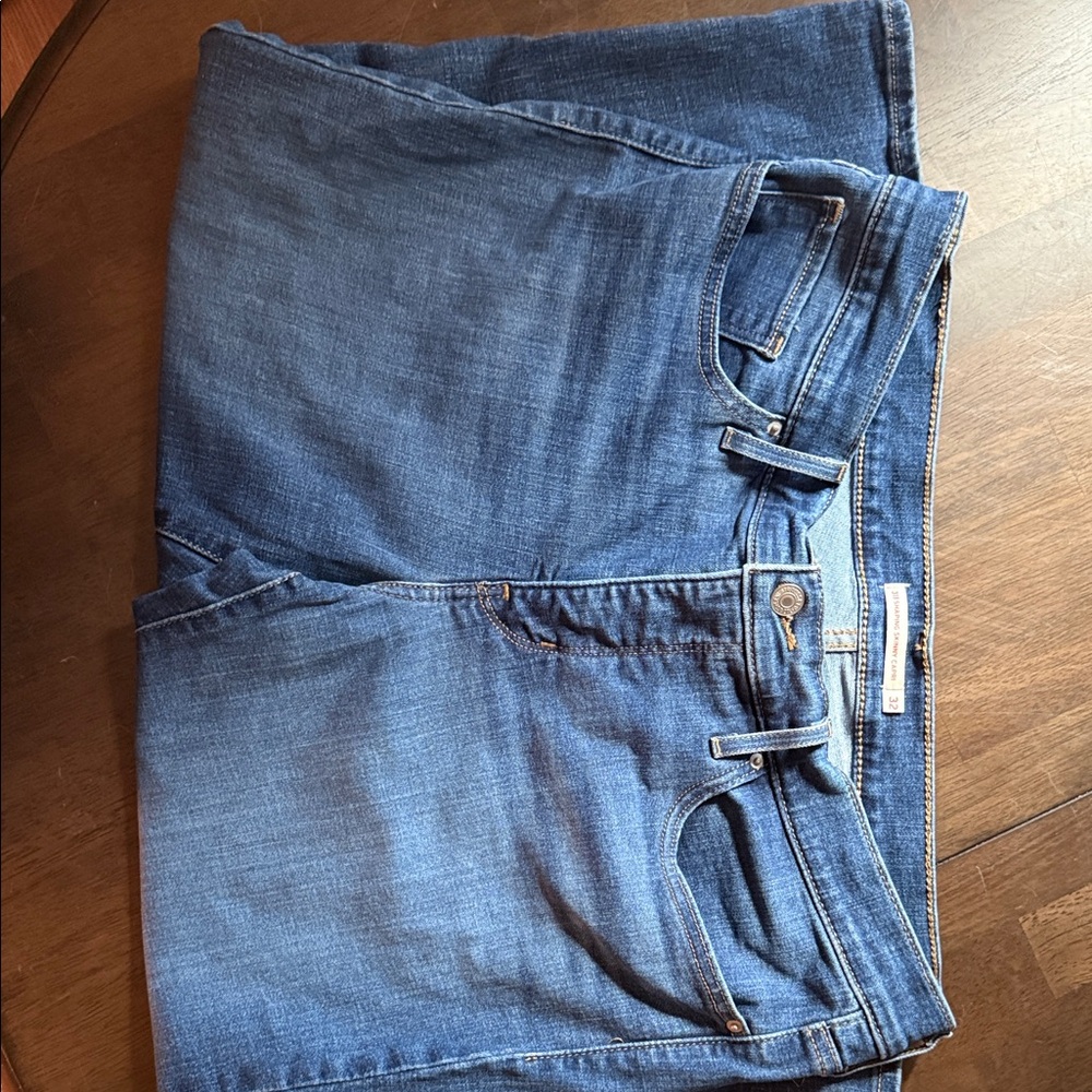 Levi's Blue Shaping Skinny Capri